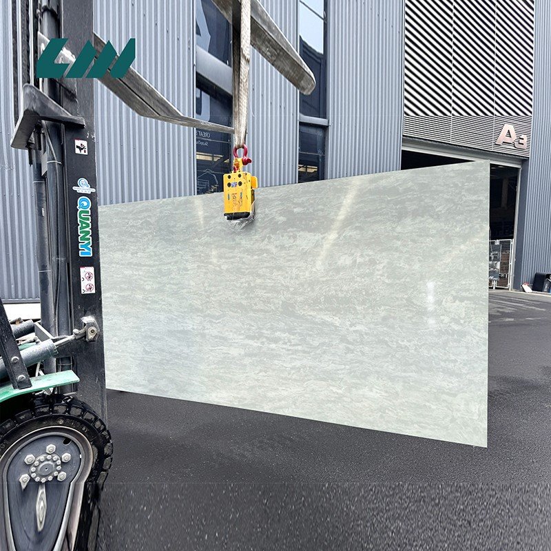 Carrara White Quartz Jade Kitchen Countertop high quality